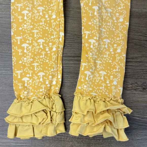 Matilda Jane Girls Mustard Yellow and Cream Mushroom Print Ruffle Leggings, sz 6 - Picture 5 of 6
